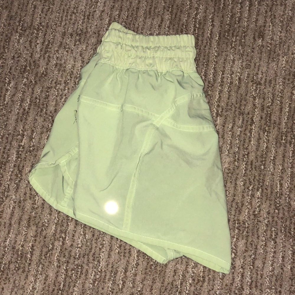LuluLemon 2.5’ Athletic Shorts Like New